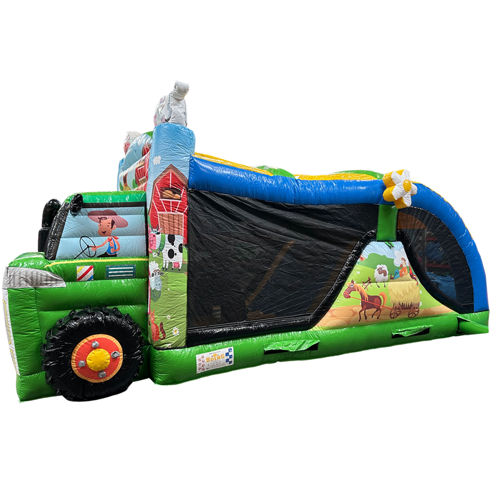 Overzicht zijkant boerderij hindernisbaan