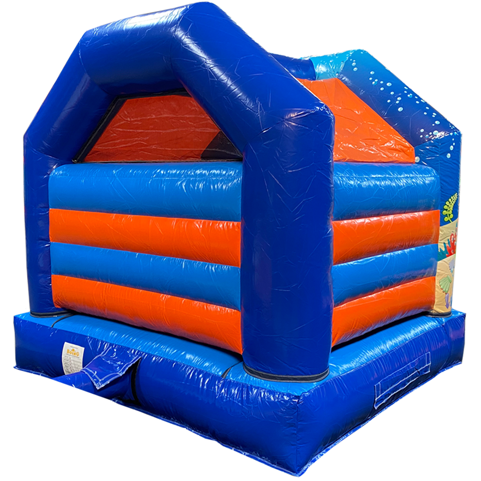 Château Gonflable autour de la mer