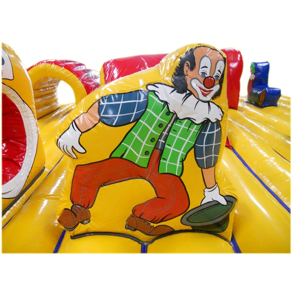 Playbed Giant Groot Circus